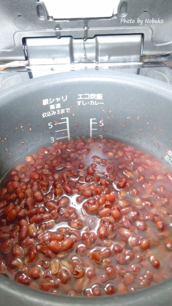 炊く_2回目炊飯後_水を3合のﾒﾓﾘまで足す