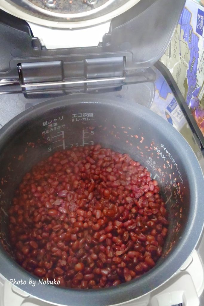 炊く_3回目炊飯後_水量を確認